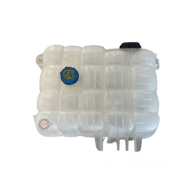 منبع آب رادیات FH500 یا FH4 اصلی