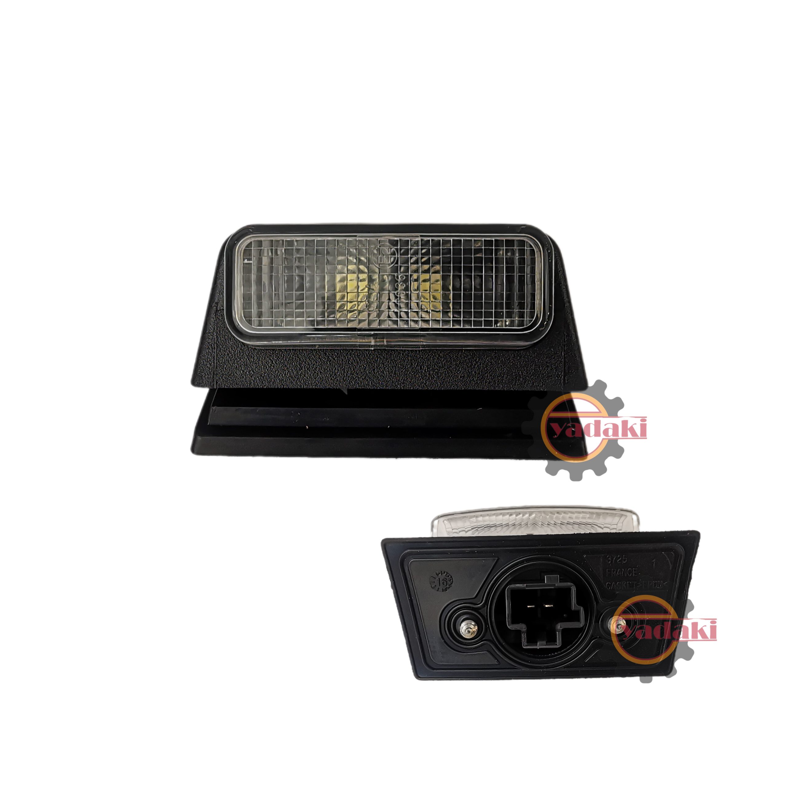 82348508-23417579-scaled-2.jpg چراغ جلوی سقف ( آفتابگیر ) FH4 460 اصلی - تصویر 1